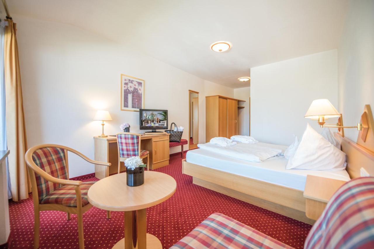 Hotel Walter Schenna Exteriör bild
