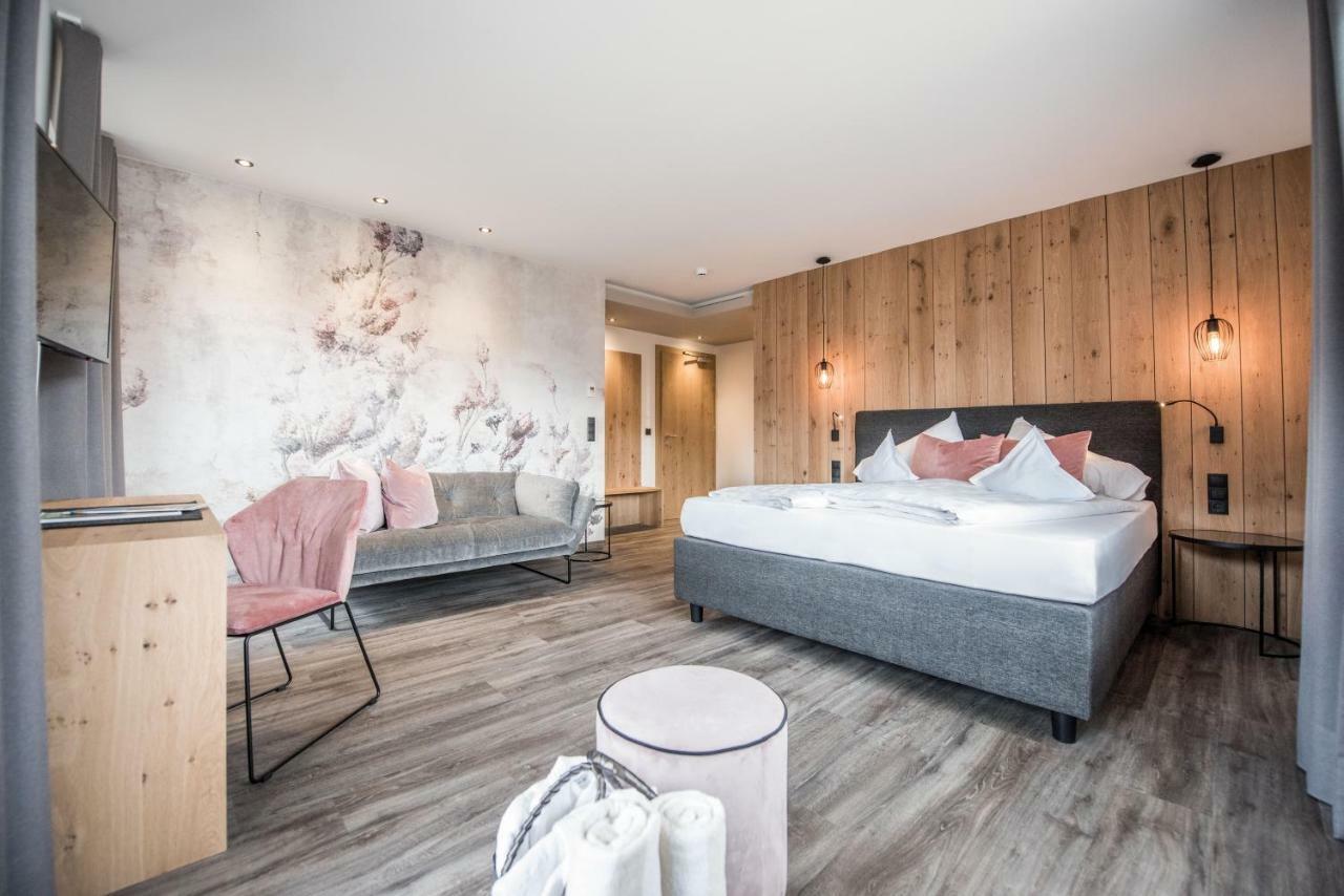 Hotel Walter Schenna Exteriör bild